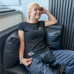 Slušnej rock je všude doma - dámské triko