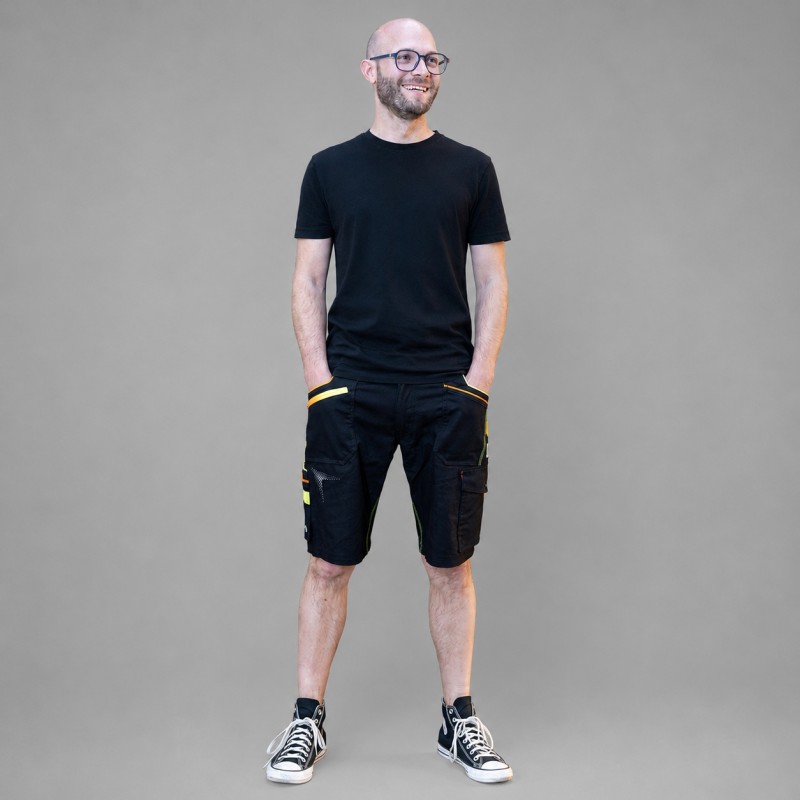 SLUŠNÝ KRAŤASY